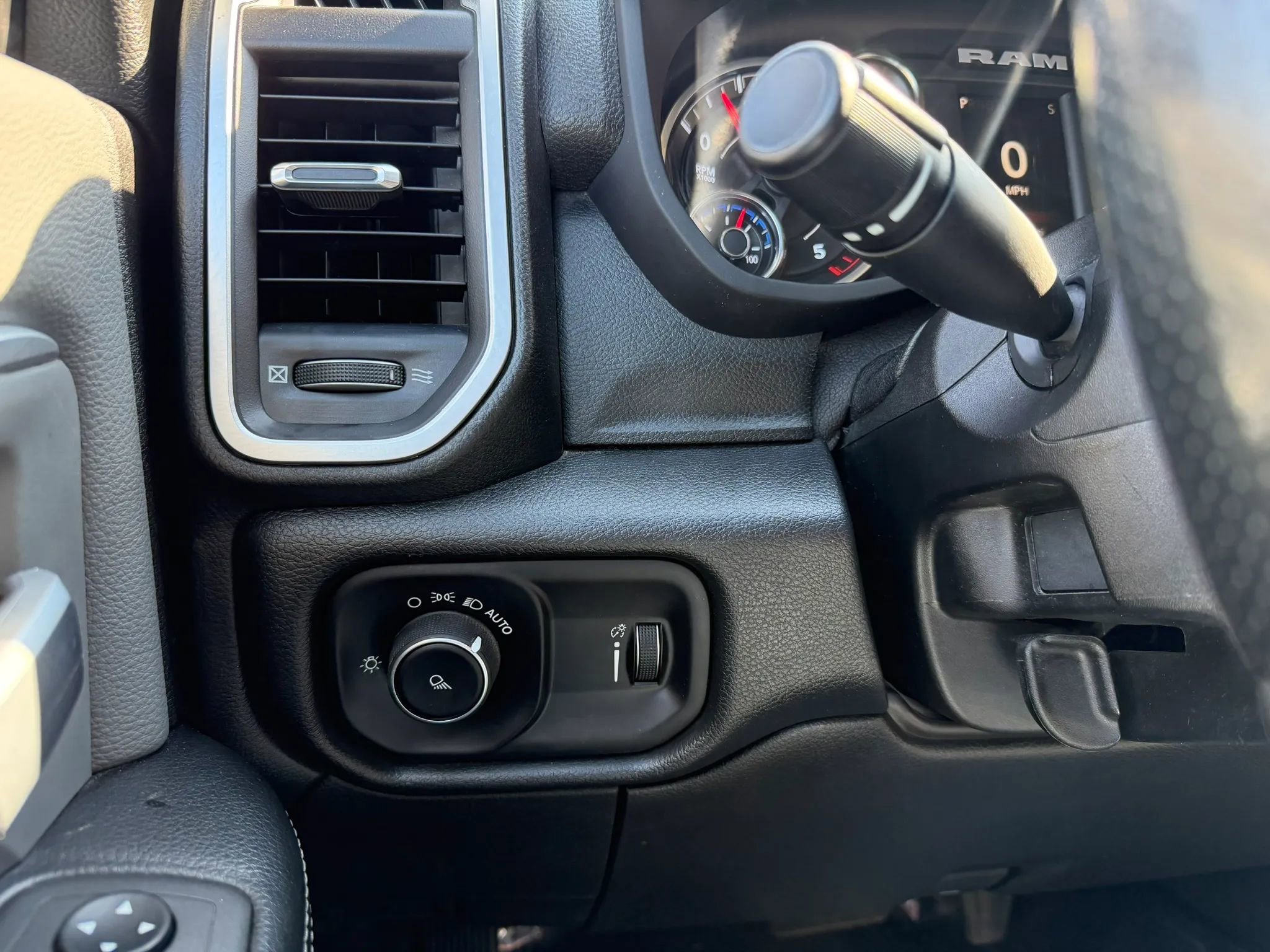 Used 2022 RAM 2500 Big Horn image 18