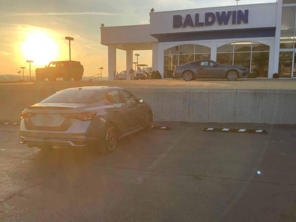 Used 2024 Nissan Sentra SR w/ SR Premium Package image 7