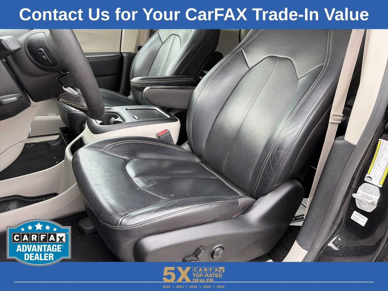 Used 2022 Chrysler Pacifica Touring-L FWD image 28