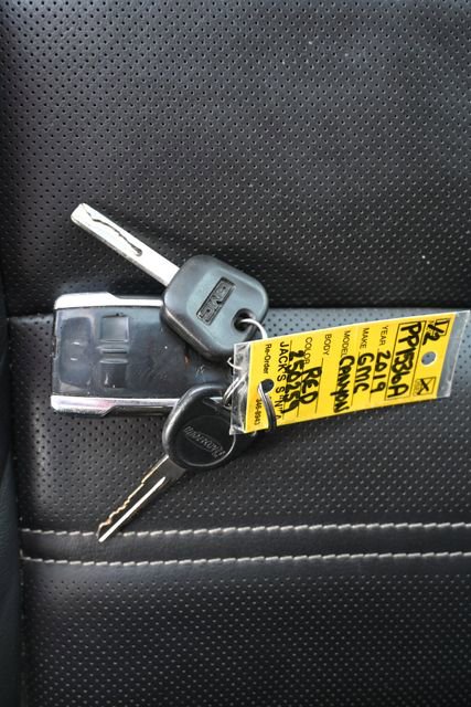 Used 2018 GMC Canyon Denali image 27