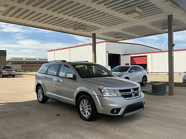Used 2014 Dodge Journey SXT w/ Flexible Seating Group FWD image 3