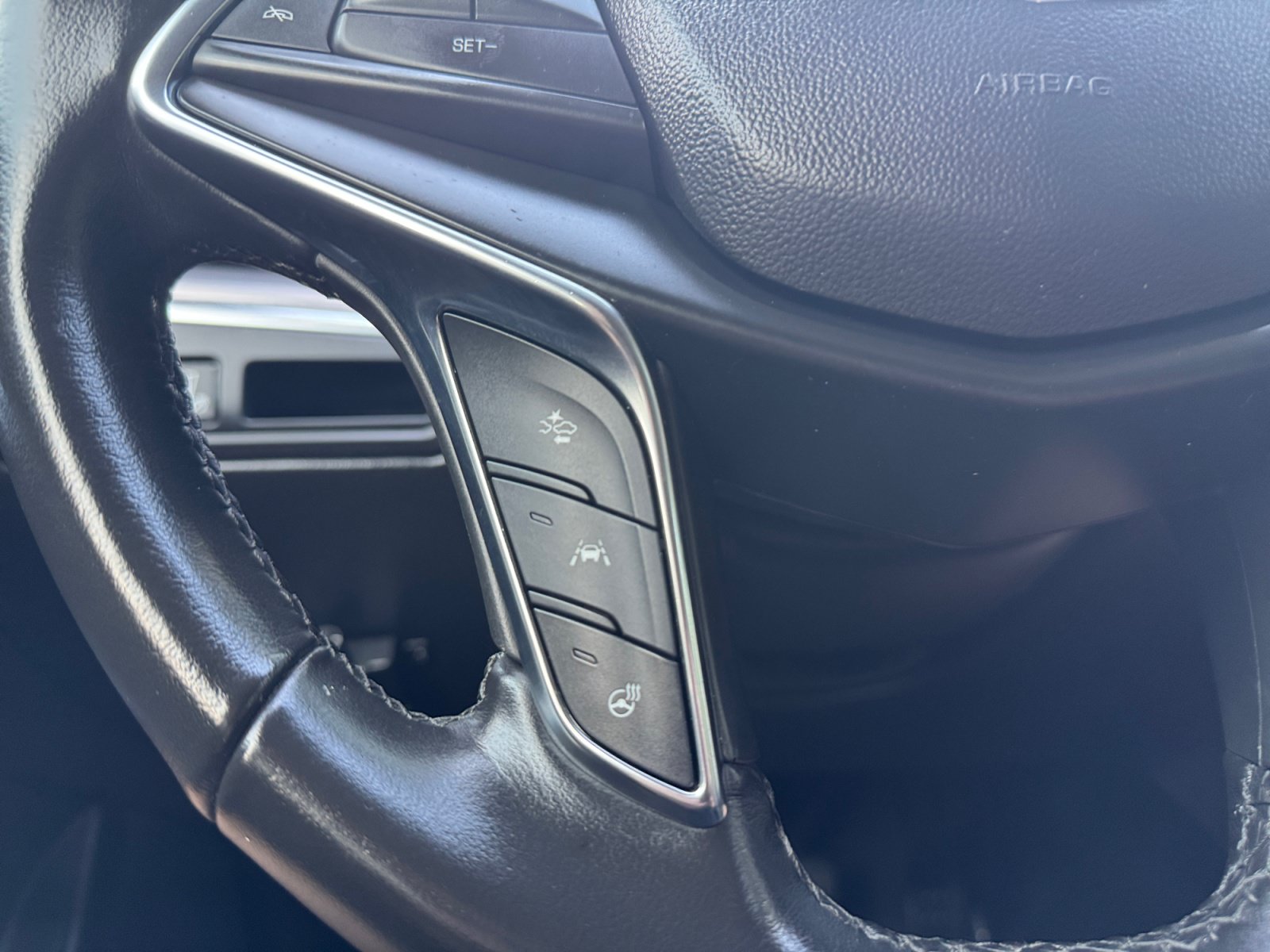 Used 2019 Cadillac XT5 Premium Luxury FWD image 29