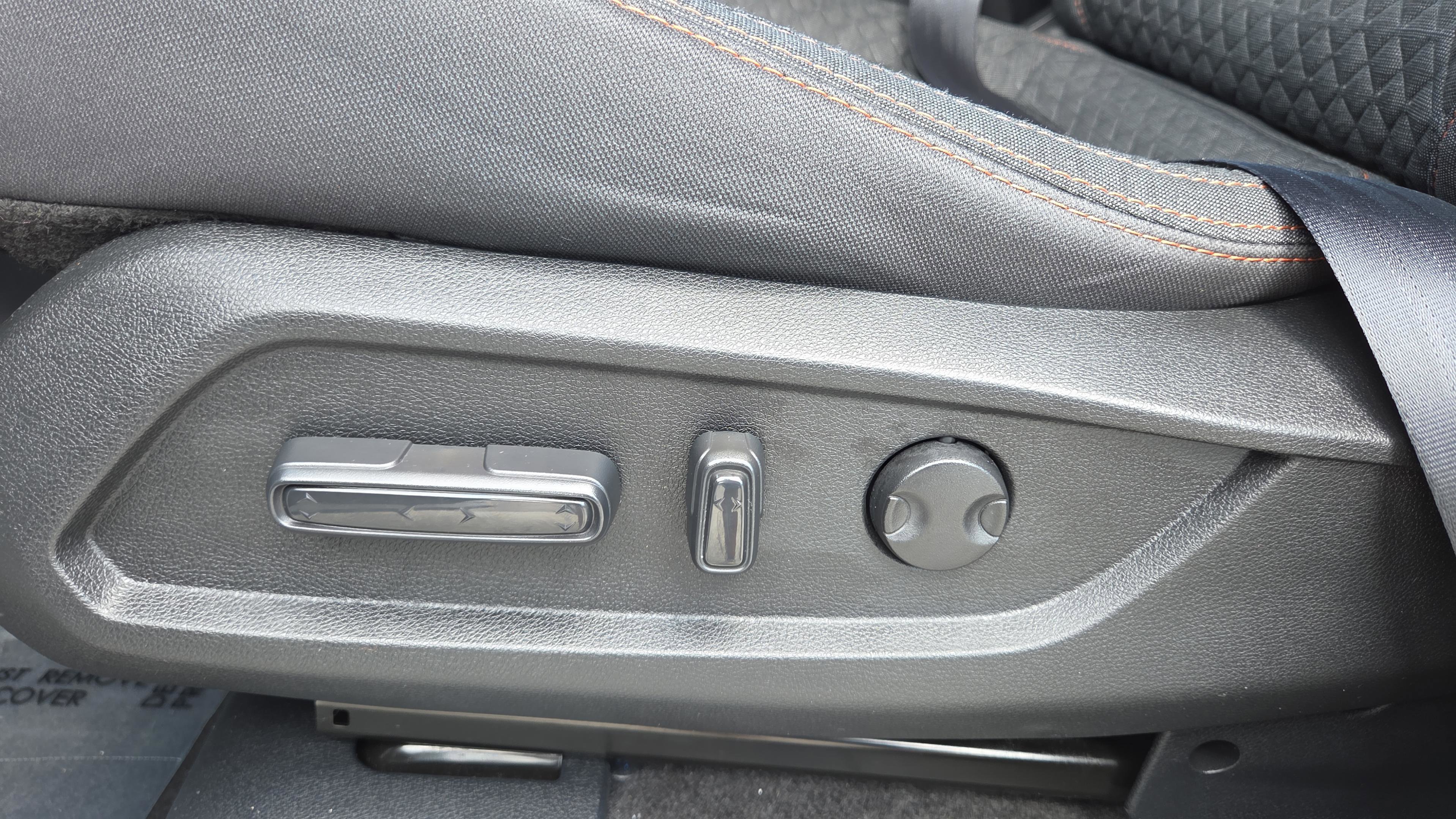 Used 2023 Honda Pilot Sport image 10