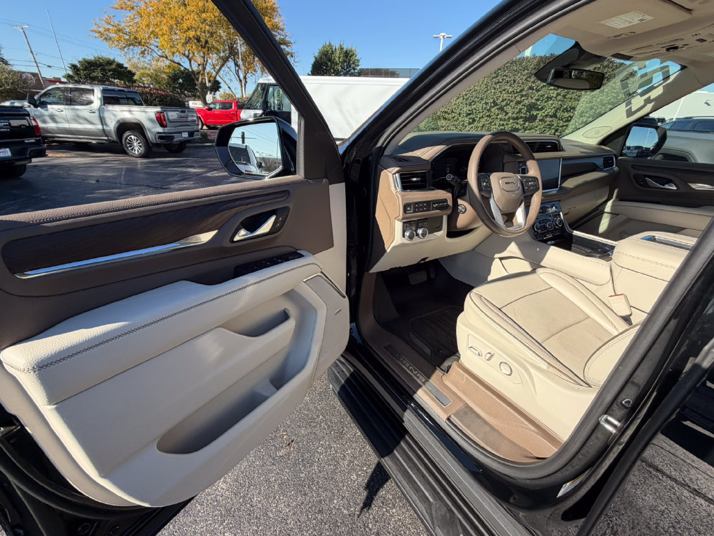 Certified 2023 GMC Yukon Denali AWD/4WD image 25