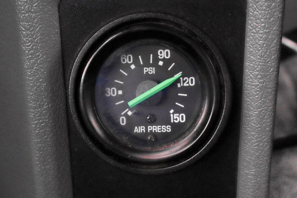 Used 2016 Ford F650 2WD Crew Cab Super Duty image 36