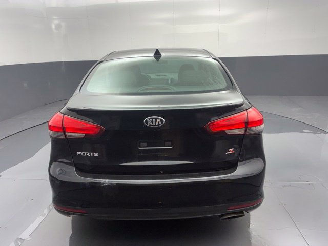 Used 2017 Kia Forte S FWD image 6