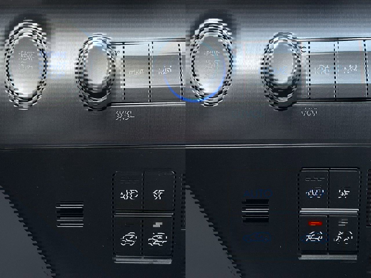 Used 2025 Hyundai Kona SEL image 34