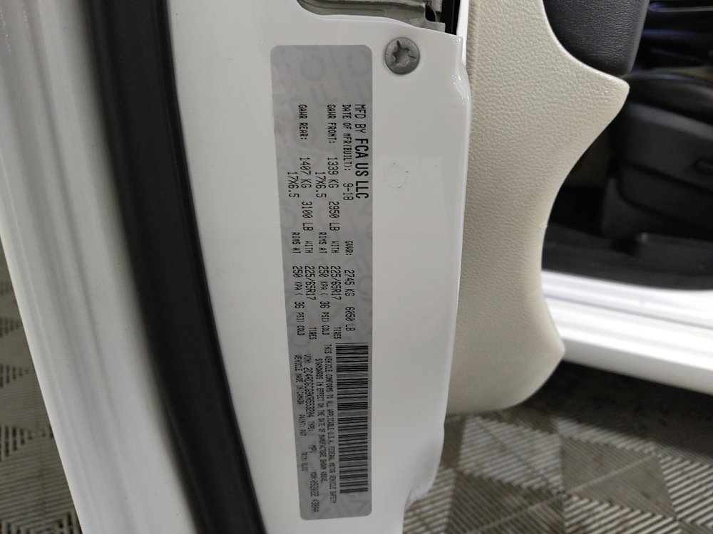 Used 2019 Dodge Grand Caravan SXT w/ Driver Convenience Group image 33