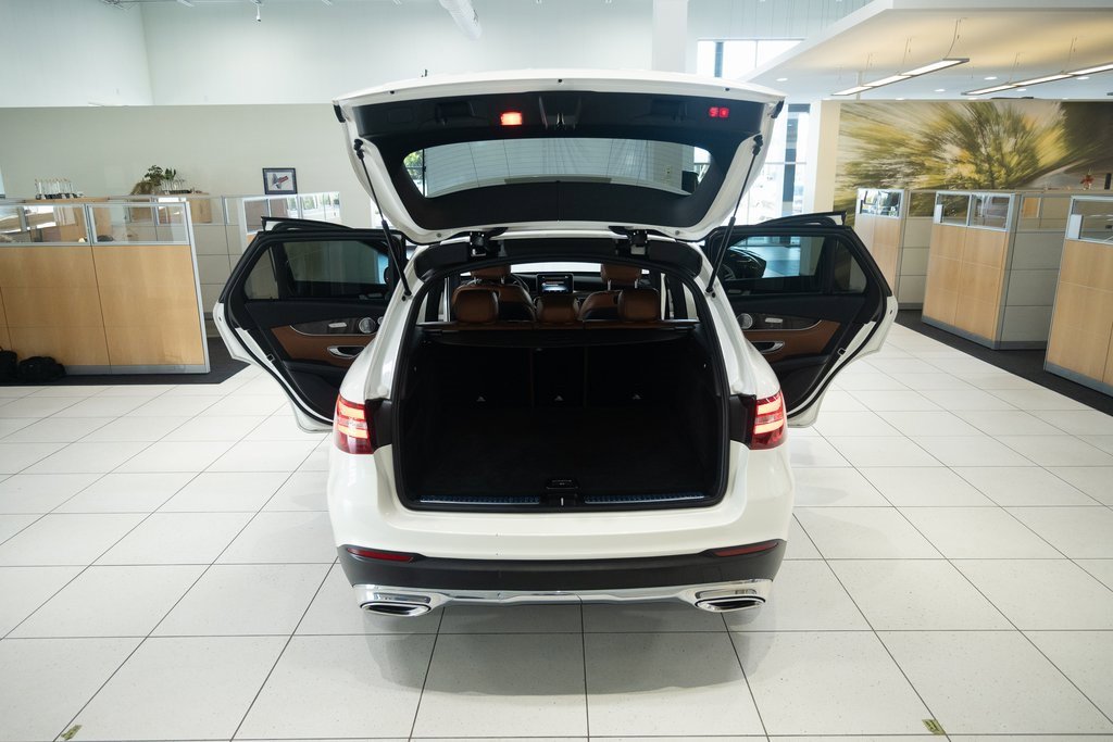 Used 2018 Mercedes-Benz GLC 300 4MATIC image 17