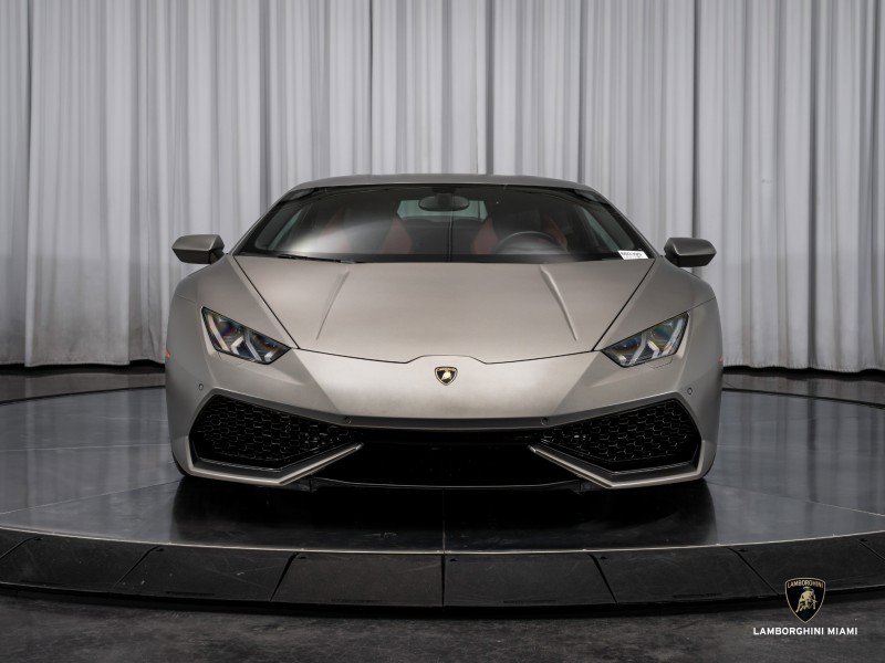 Used 2017 Lamborghini Huracan LP 610-4 image 2