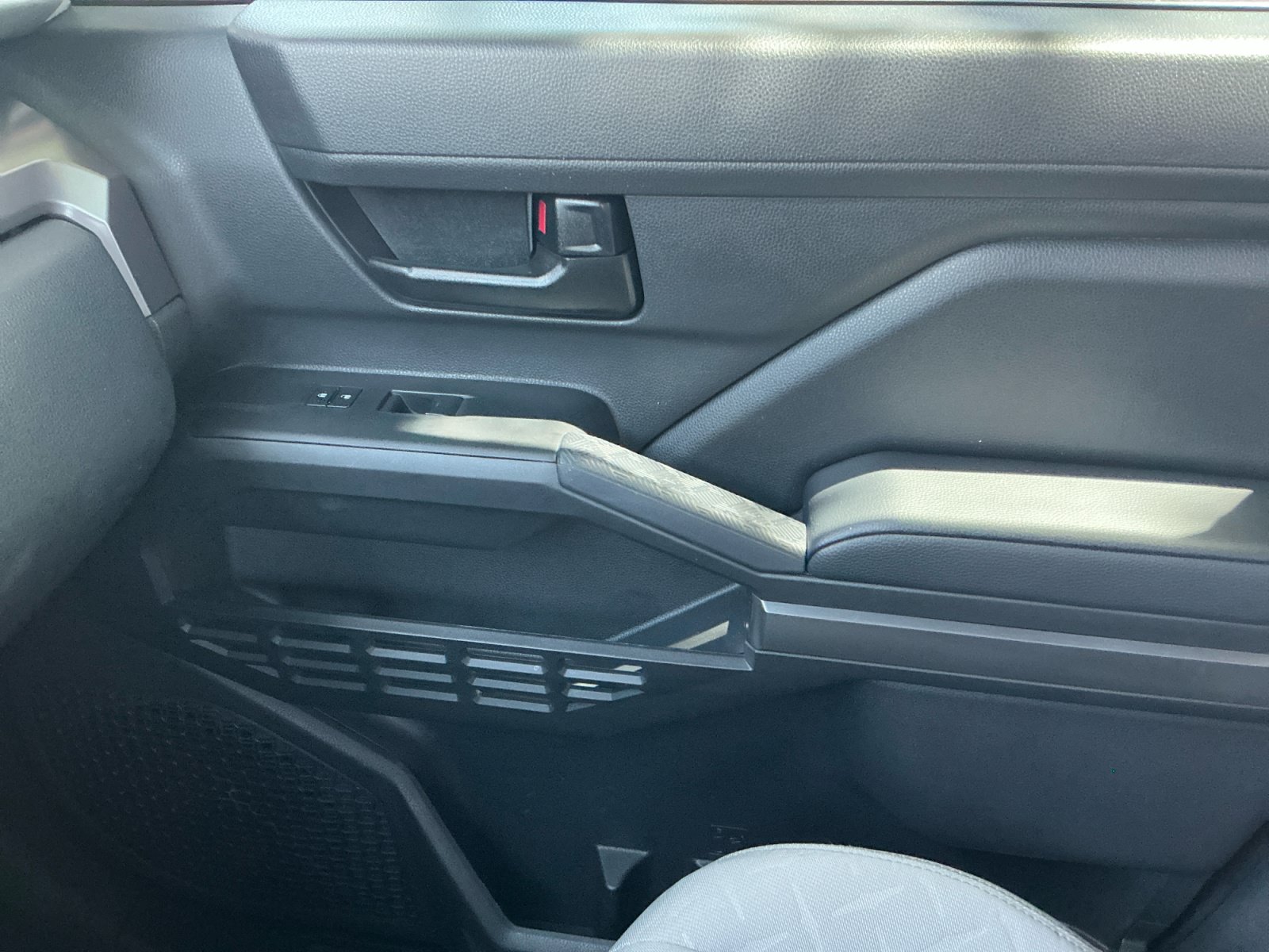 Certified 2026 Toyota Tacoma SR5 RWD image 16