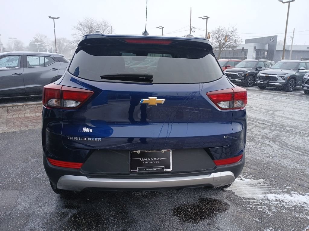 Used 2023 Chevrolet TrailBlazer LT w/ Convenience Package image 7