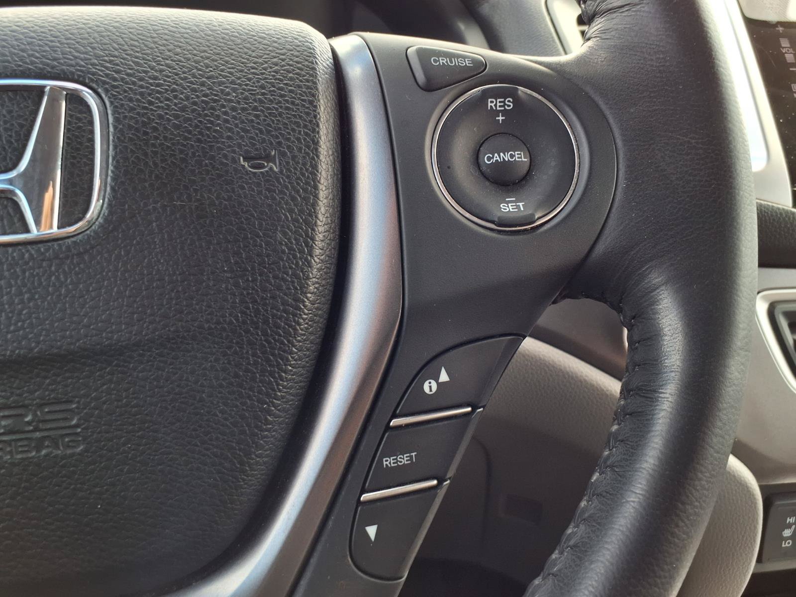 Certified 2019 Honda Ridgeline RTL-T image 17