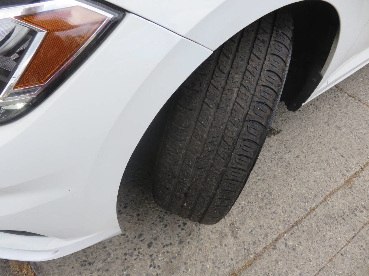 Used 2019 Volkswagen Jetta SE FWD image 30