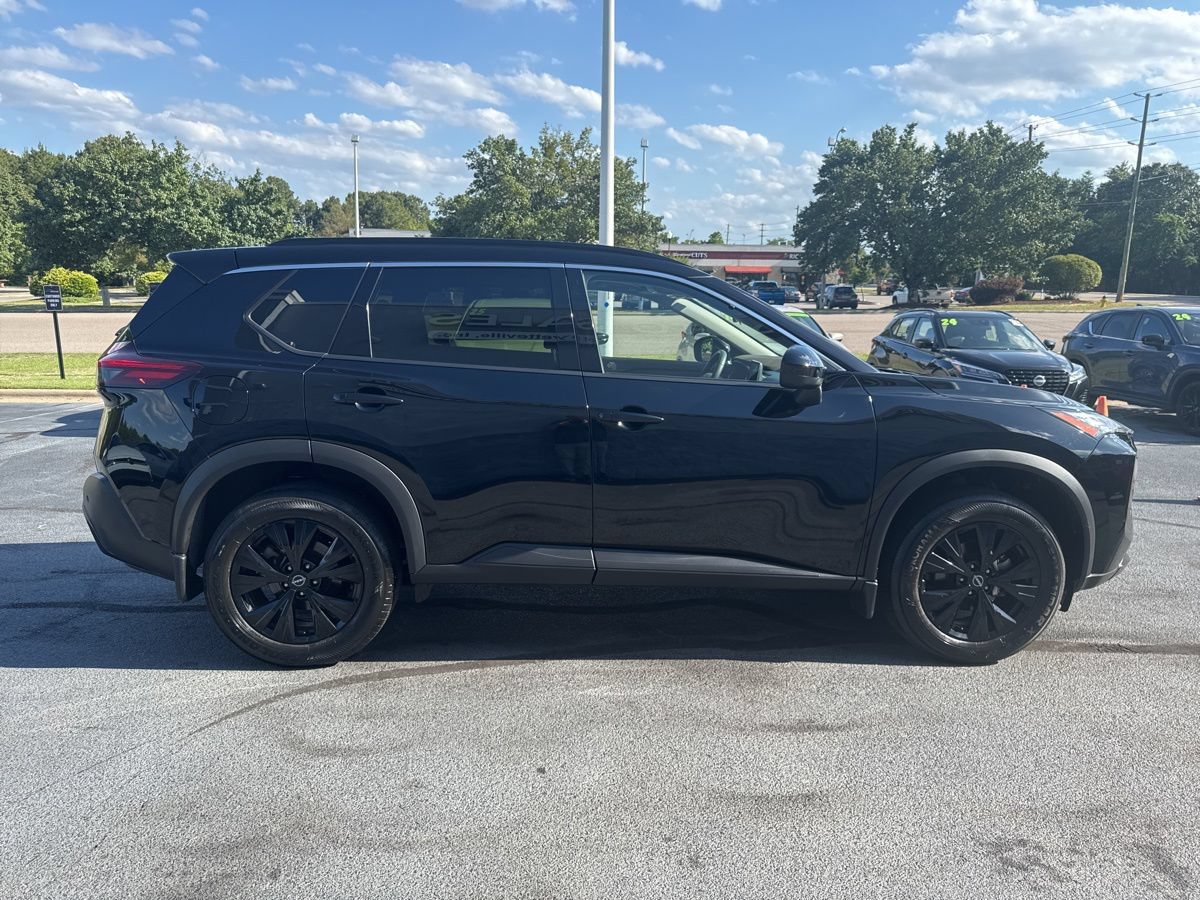 Used 2023 Nissan Rogue SV w/ SV Premium B Package AWD/4WD image 8