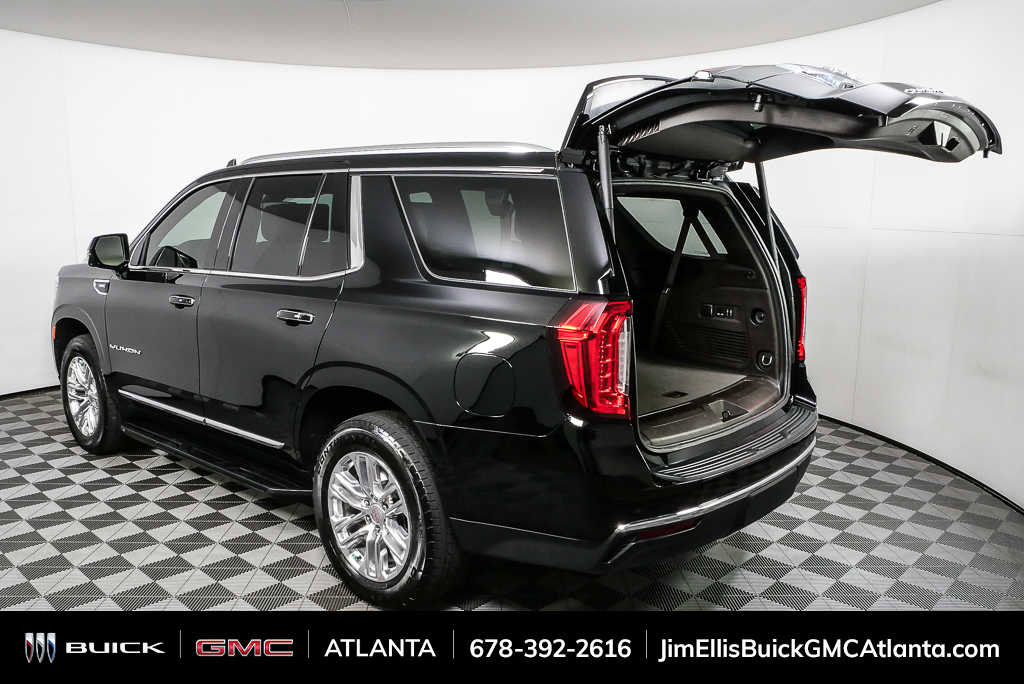 Used 2021 GMC Yukon SLT w/ SLT Premium Package image 38