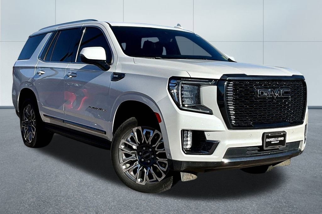 Used 2023 GMC Yukon Denali Ultimate image 11