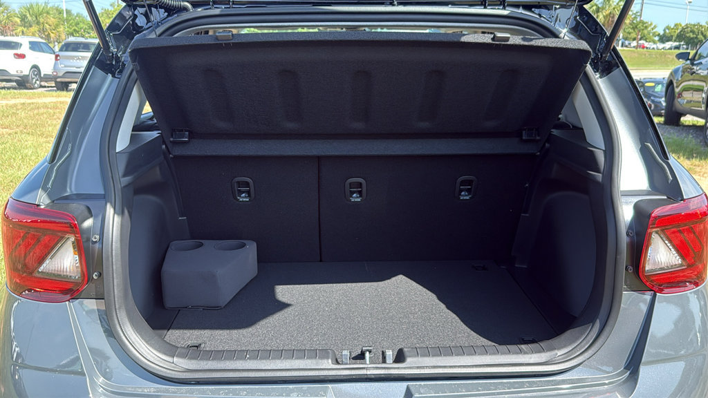 New 2026 Hyundai Venue SEL FWD image 10