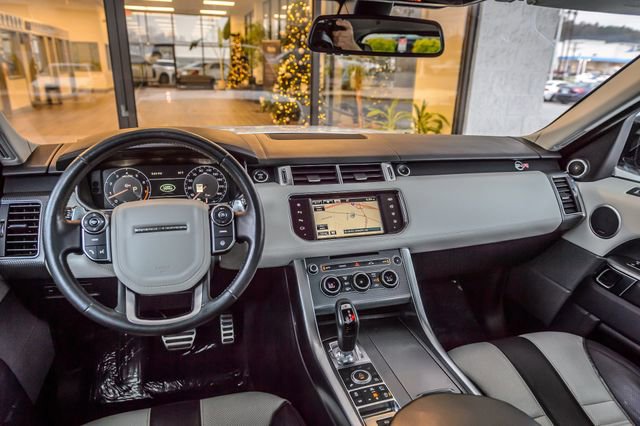 Used 2016 Land Rover Range Rover Sport SVR image 27