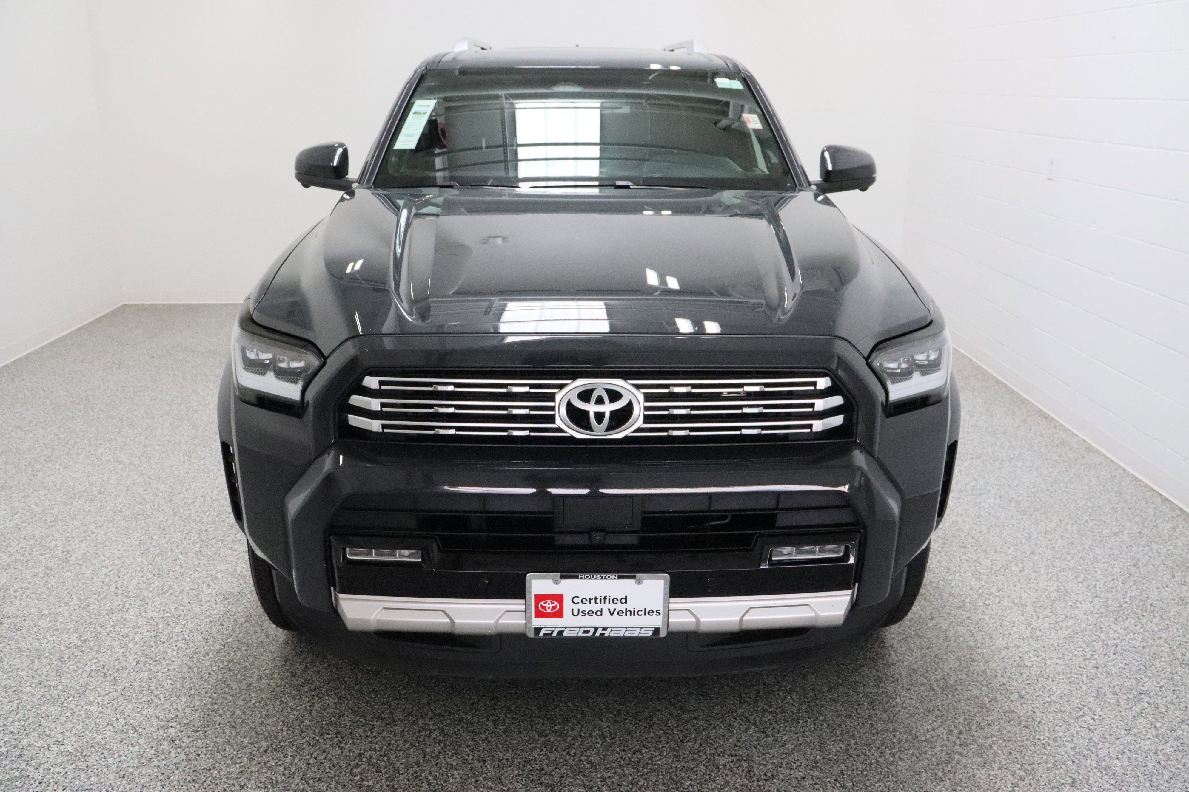 Certified 2025 Toyota 4Runner Limited image 3