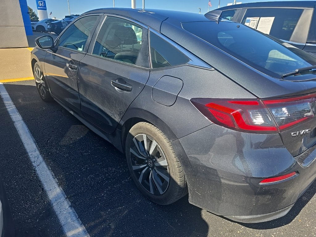 Used 2024 Honda Civic EX-L image 5