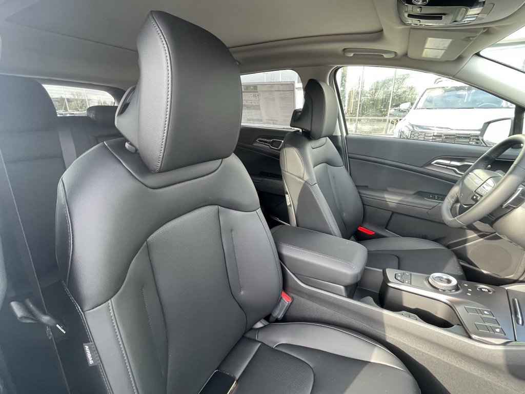 New 2026 Kia Sportage EX image 29