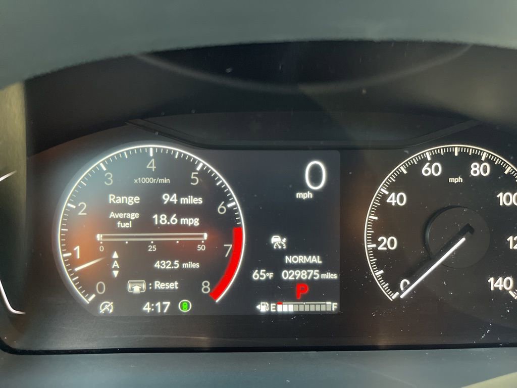 Used 2025 Honda Pilot Touring image 33