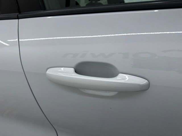 Used 2025 Ford Escape Active image 9