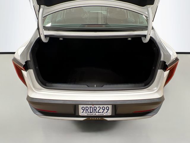 Certified 2025 Kia K4 LXS image 23