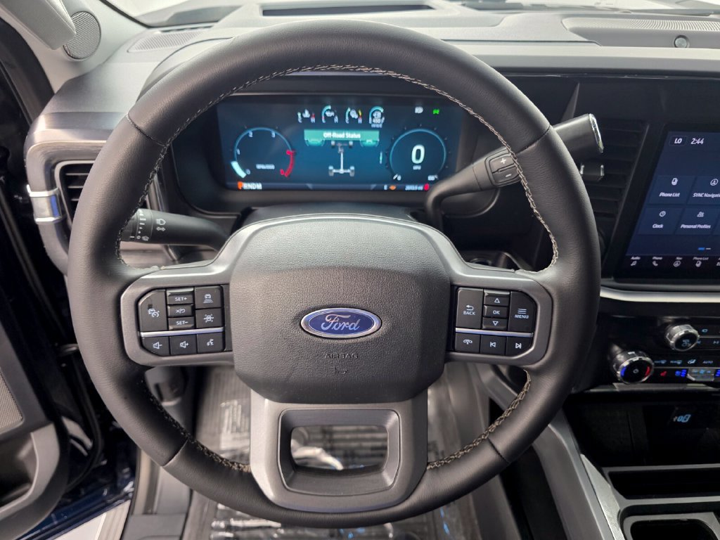 Used 2025 Ford F350 Lariat w/ Lariat Ultimate Package AWD/4WD image 20