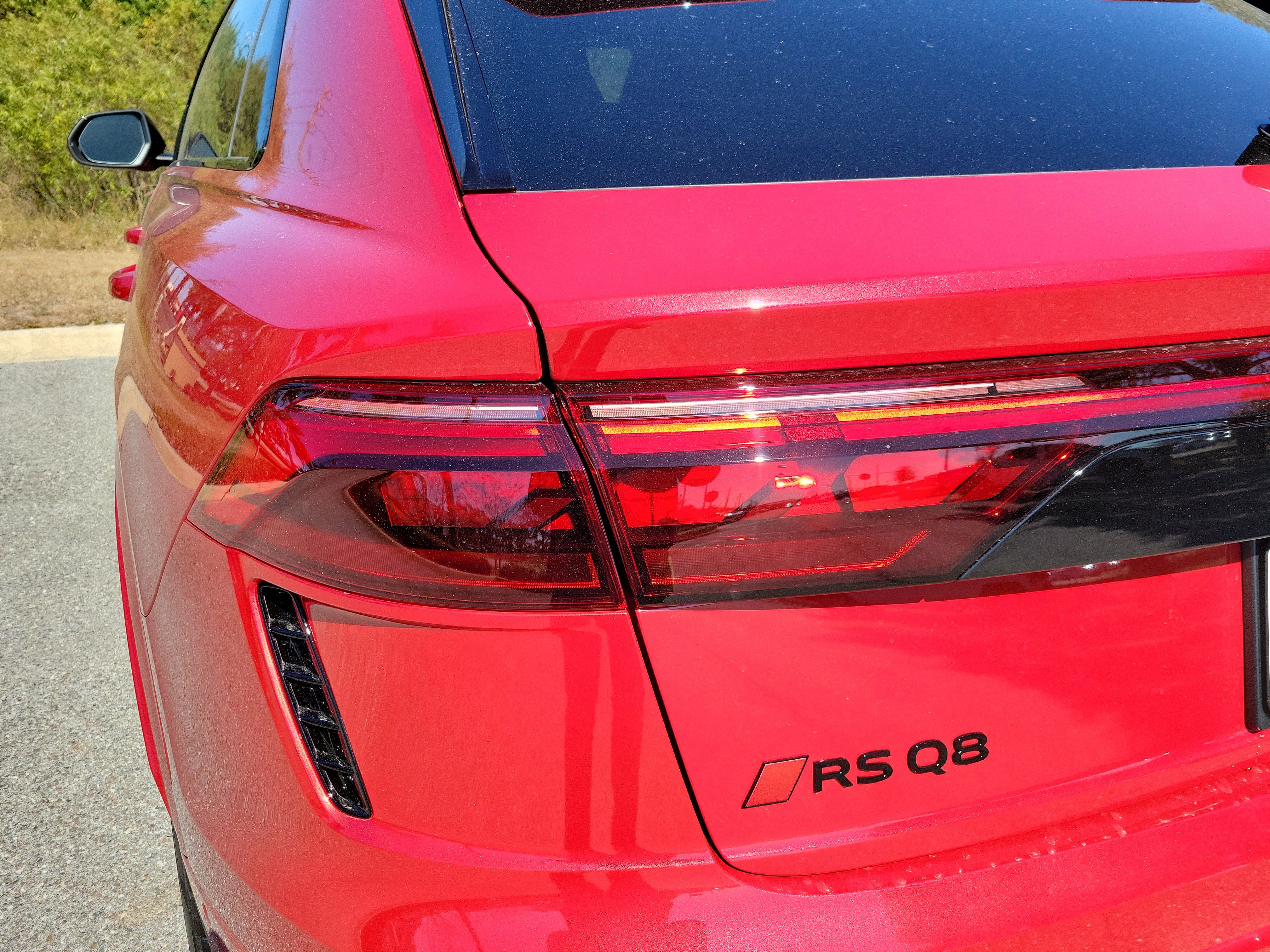 New 2026 Audi RS Q8 performance image 10