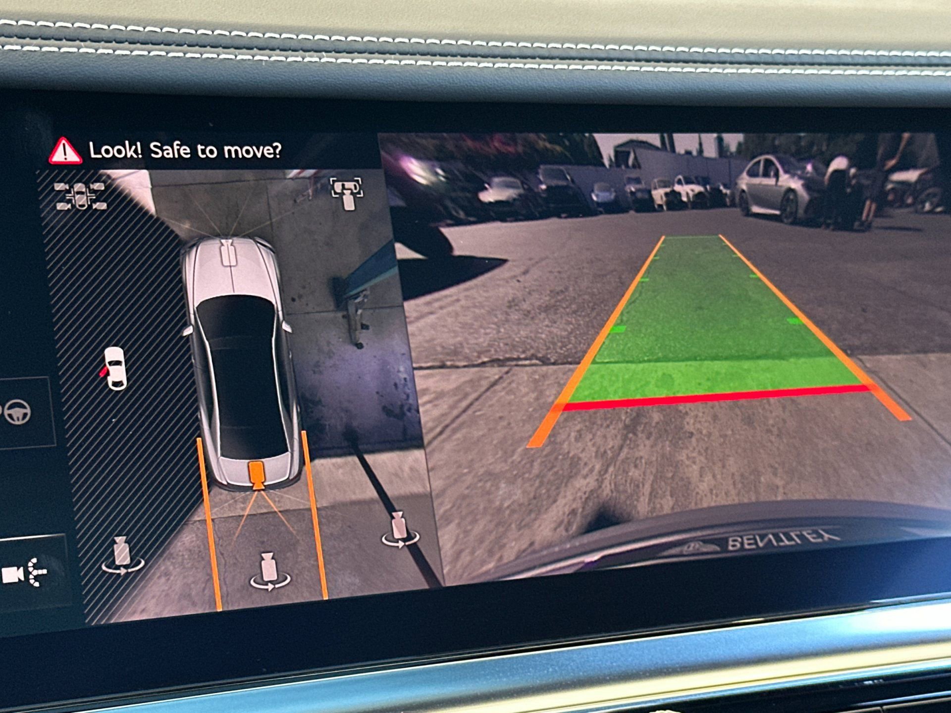 New 2025 Bentley Flying Spur Plug-In Hybrid image 22