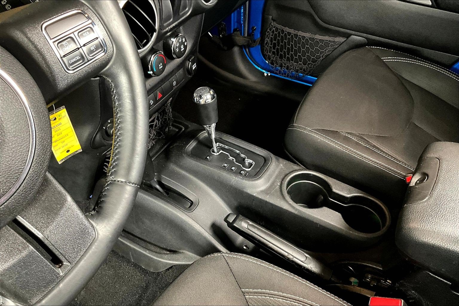 Used 2015 Jeep Wrangler Sahara w/ Connectivity Group AWD/4WD image 17