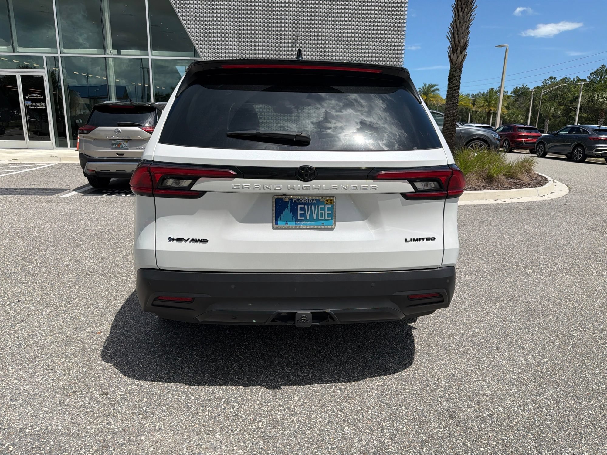 Used 2025 Toyota Grand Highlander AWD Hybrid image 6