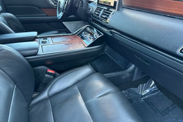 Used 2020 Lincoln Navigator L Reserve w/ Equipment Group 208A Reserve image 20