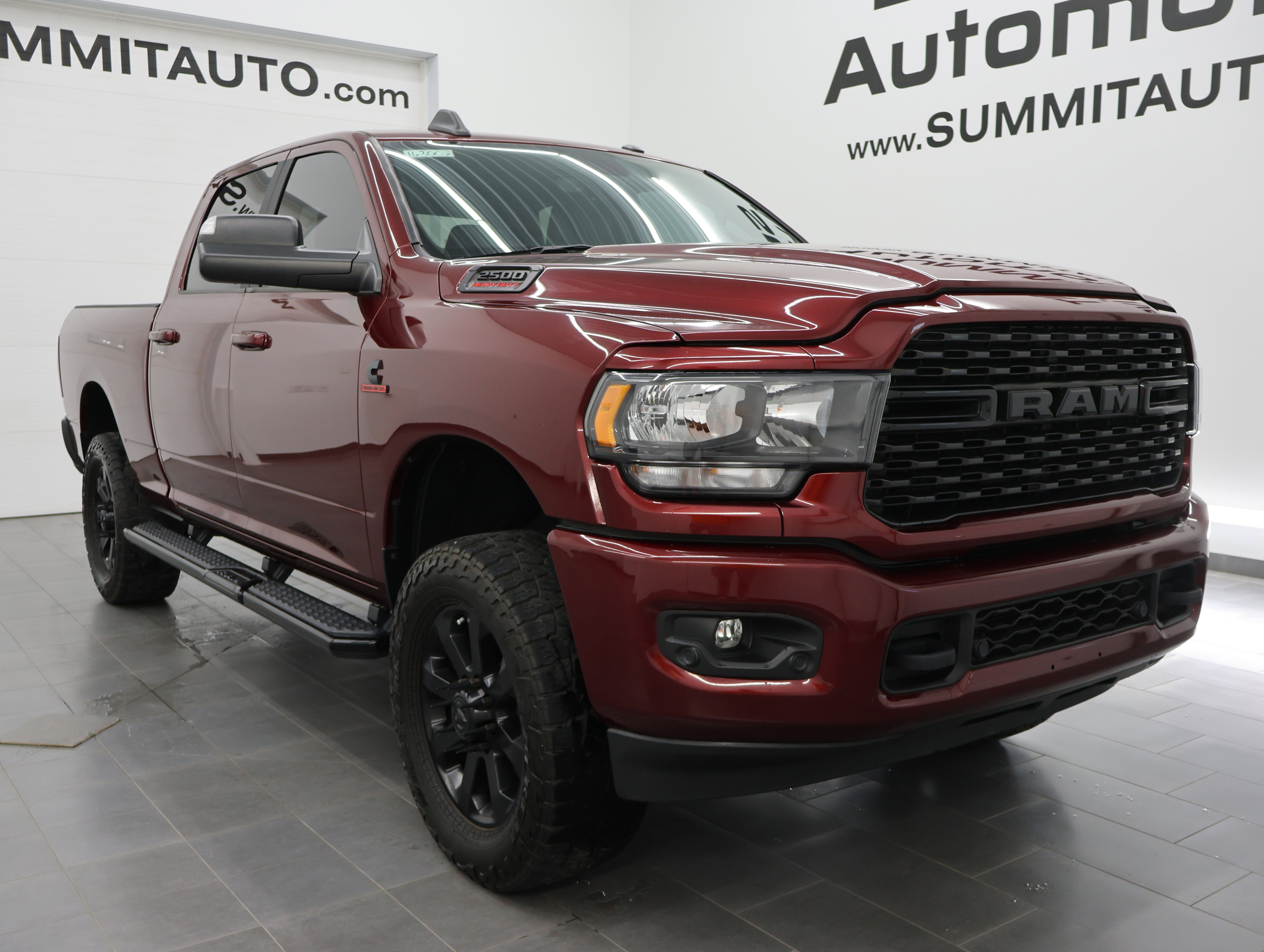 Used 2022 RAM 2500 Big Horn w/ Night Edition AWD/4WD image 2