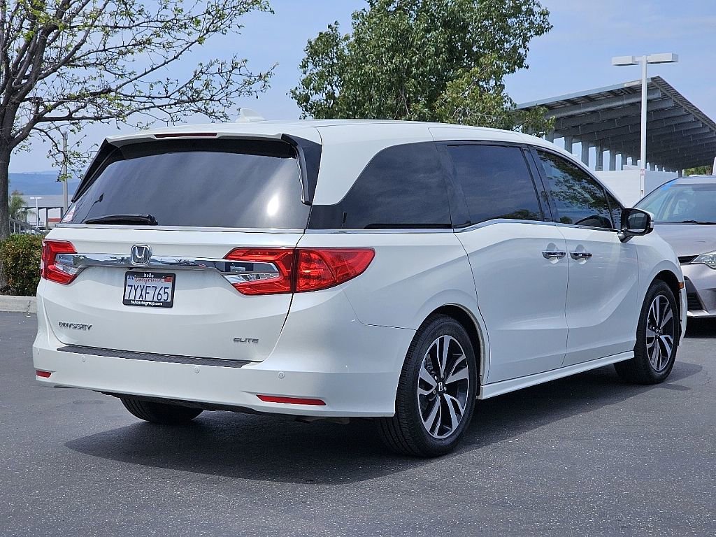 Used 2018 Honda Odyssey Elite image 17