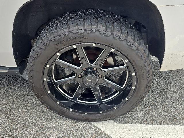 Used 2016 Chevrolet Tahoe LTZ AWD/4WD image 10