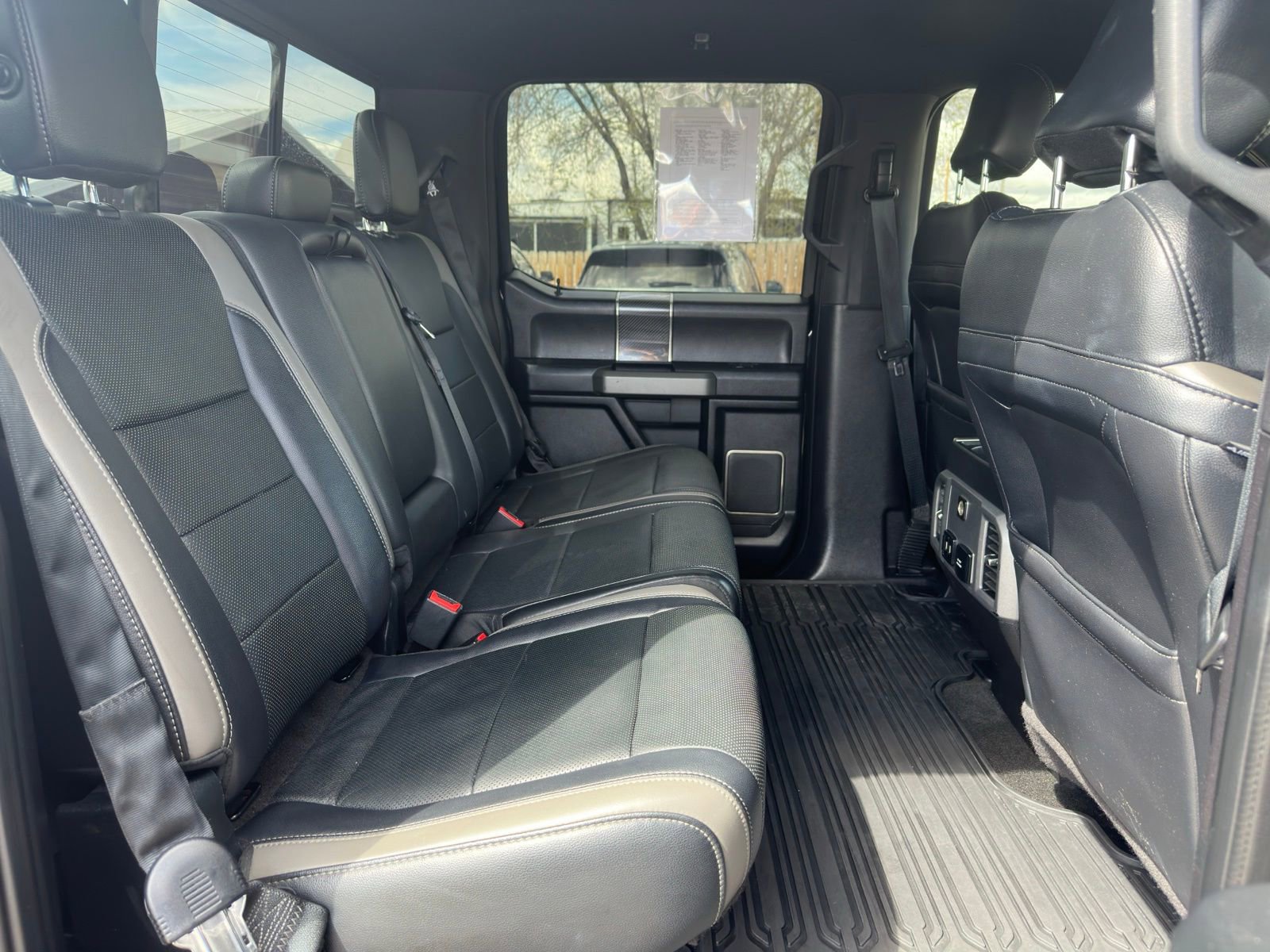 Used 2018 Ford F150 Raptor w/ Equipment Group 802A Luxury AWD/4WD image 30