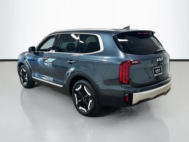 Certified 2023 Kia Telluride S image 5