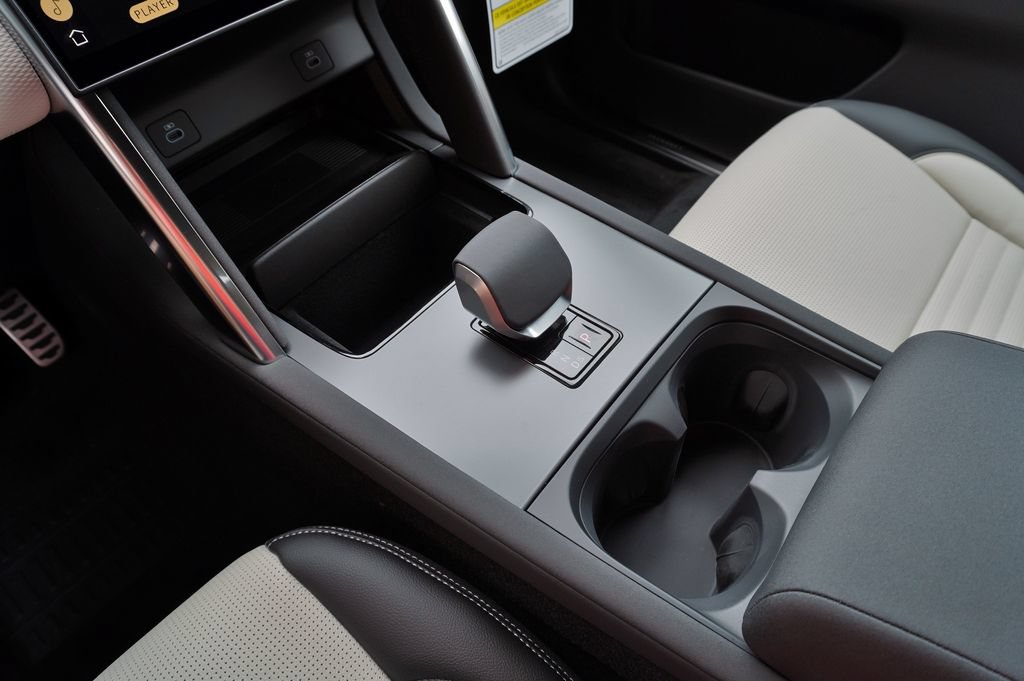 New 2026 Land Rover Discovery Sport Landmark AWD/4WD image 26