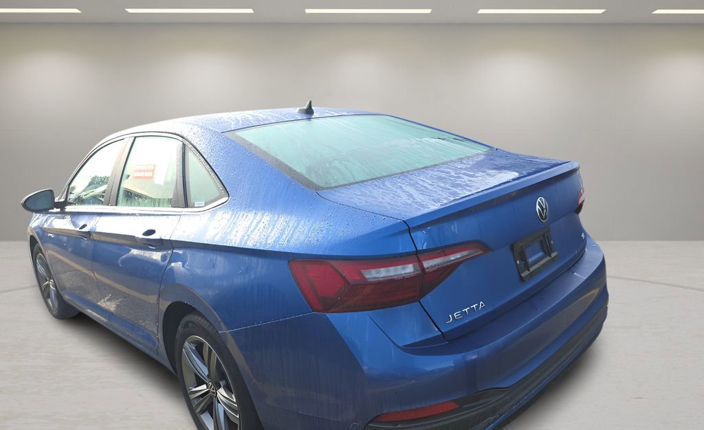 Used 2024 Volkswagen Jetta Sport FWD image 4
