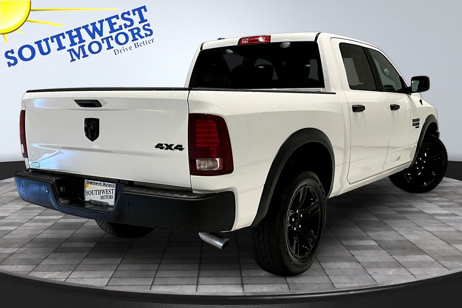 Used 2024 RAM 1500 Classic Warlock AWD/4WD image 7
