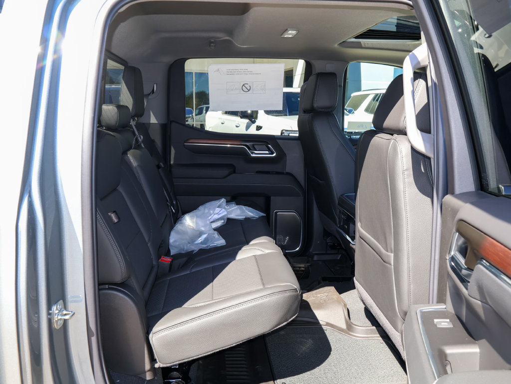New 2026 GMC Sierra 1500 Denali w/ Denali Reserve Package AWD/4WD image 33