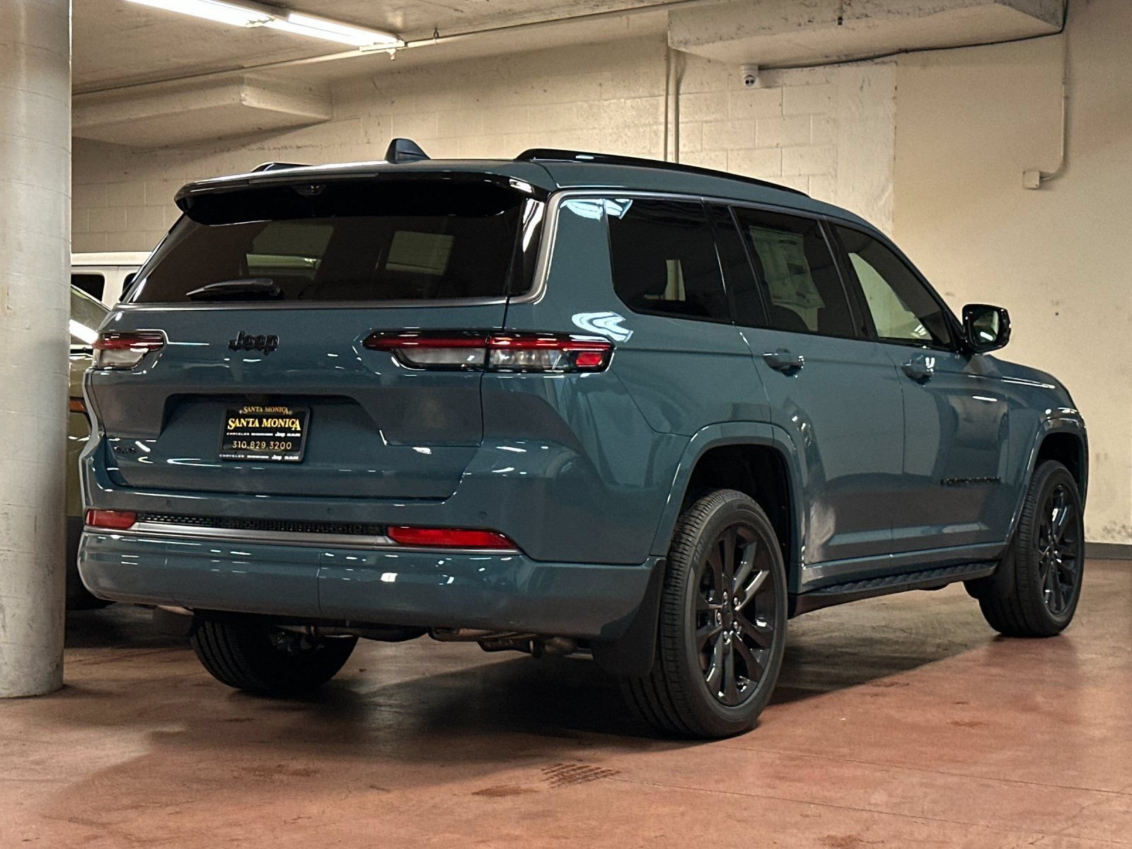 New 2026 Jeep Grand Cherokee L Limited AWD/4WD image 5