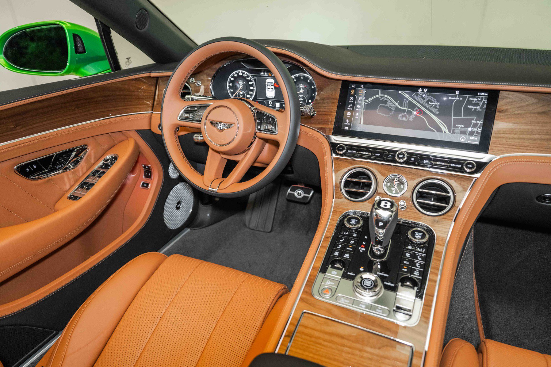 Certified 2024 Bentley Continental GT V8 AWD/4WD image 22