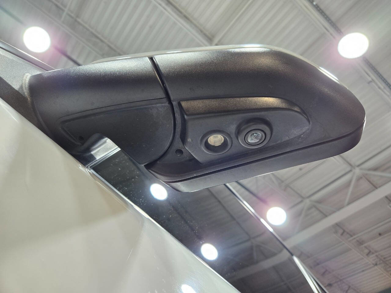 Used 2012 Land Rover Range Rover HSE LUX image 18