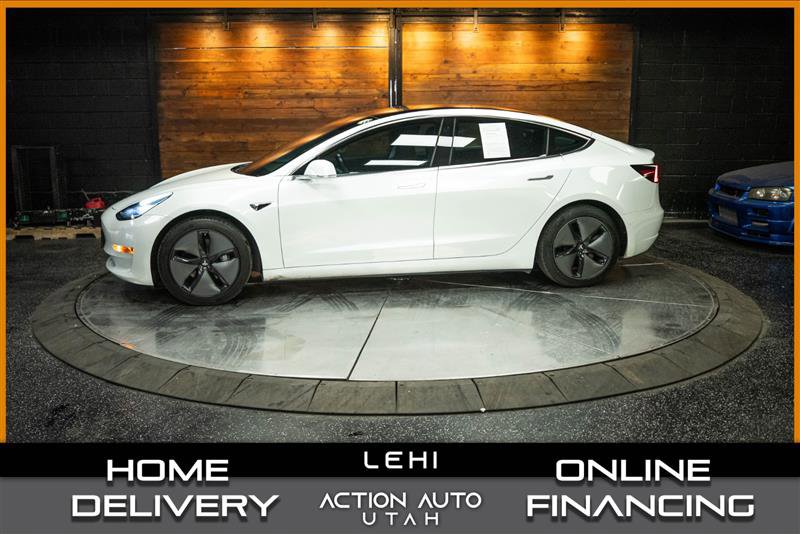 Used 2018 Tesla Model 3 Long Range image 1