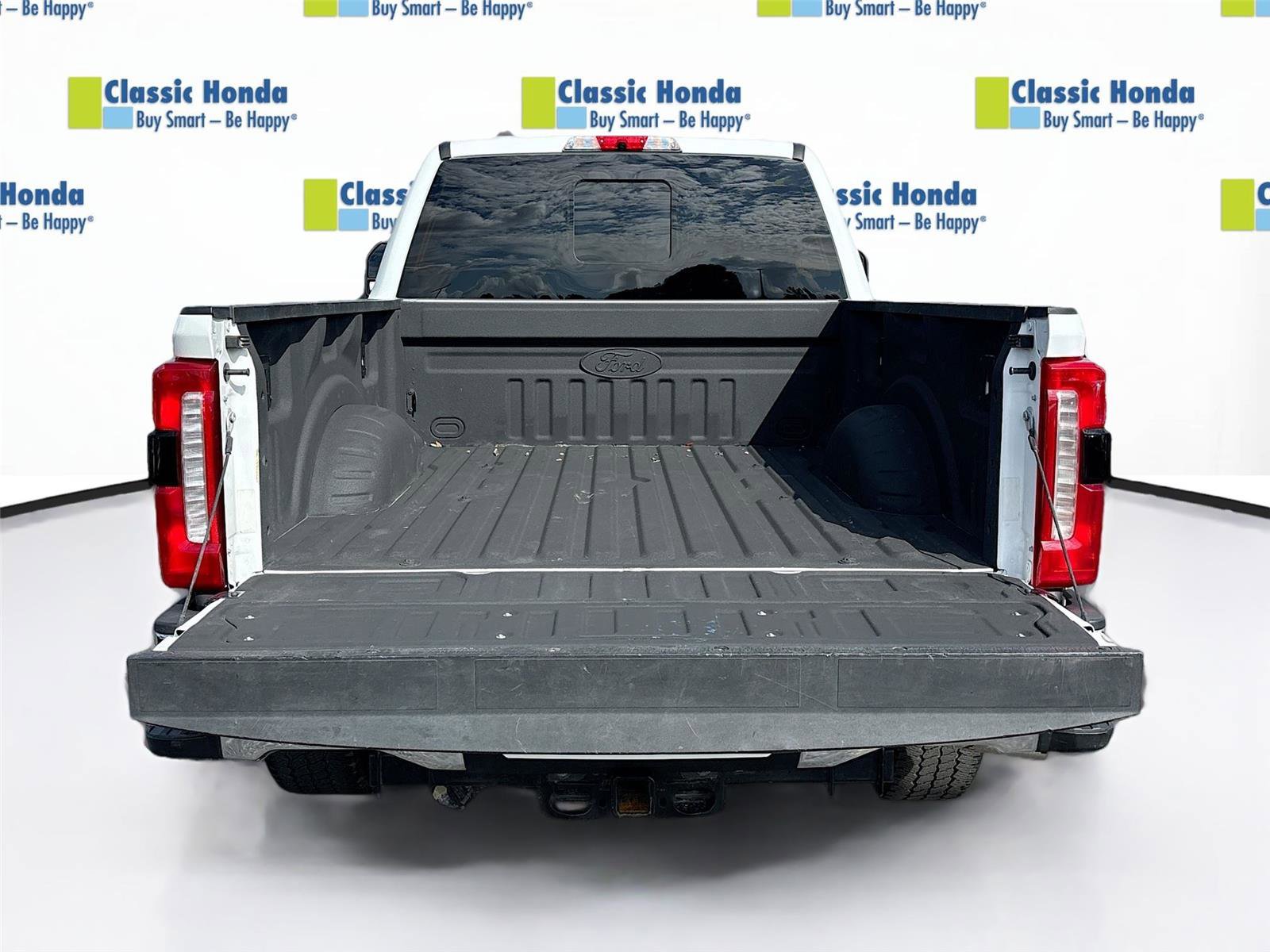 Used 2023 Ford F250 Lariat w/ Chrome Package image 31