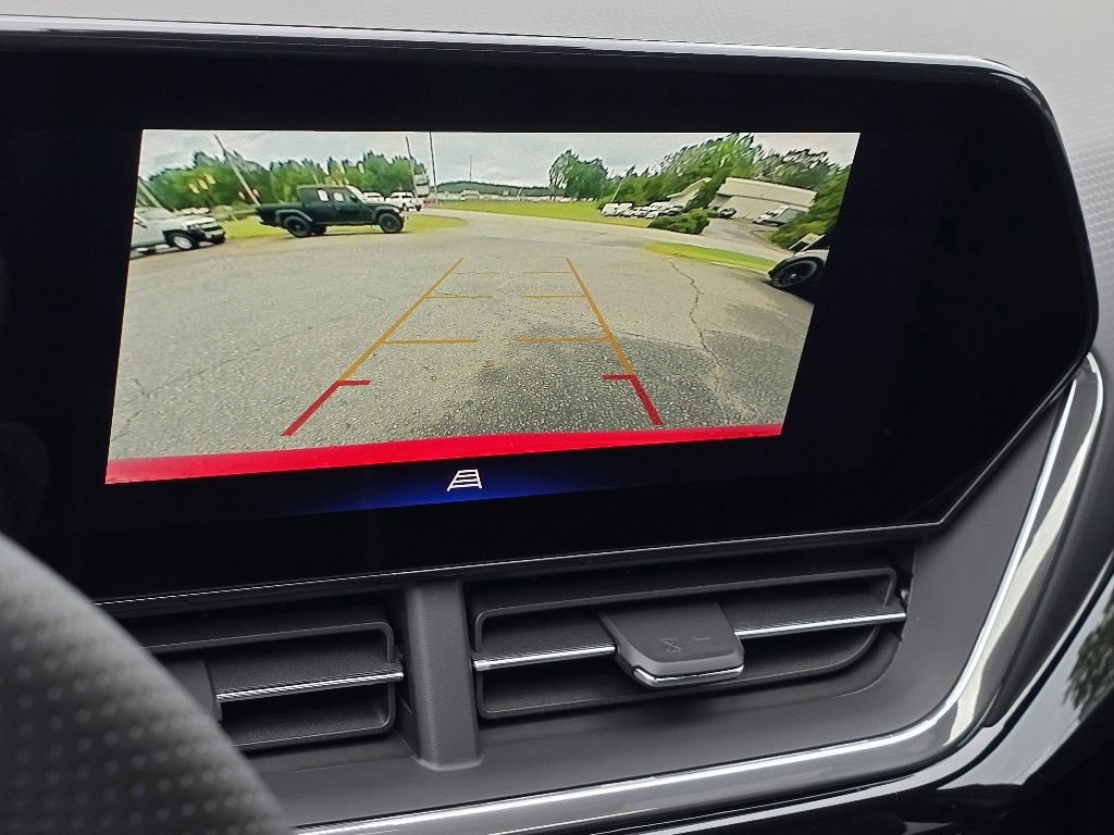 New 2026 Chevrolet Trax RS w/ Sunroof Package image 6